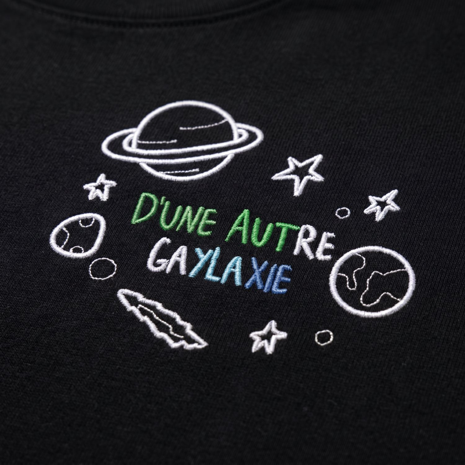 Teesh D’une Autre Gay-laxie